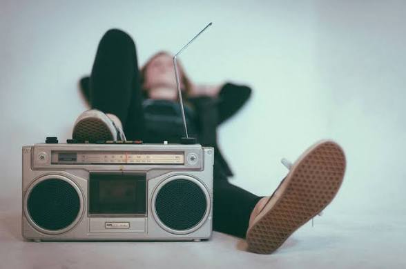 Gen Z turning to radio for shared listening without social media pressure Gen Z turning to radio for shared listening without social media pressure